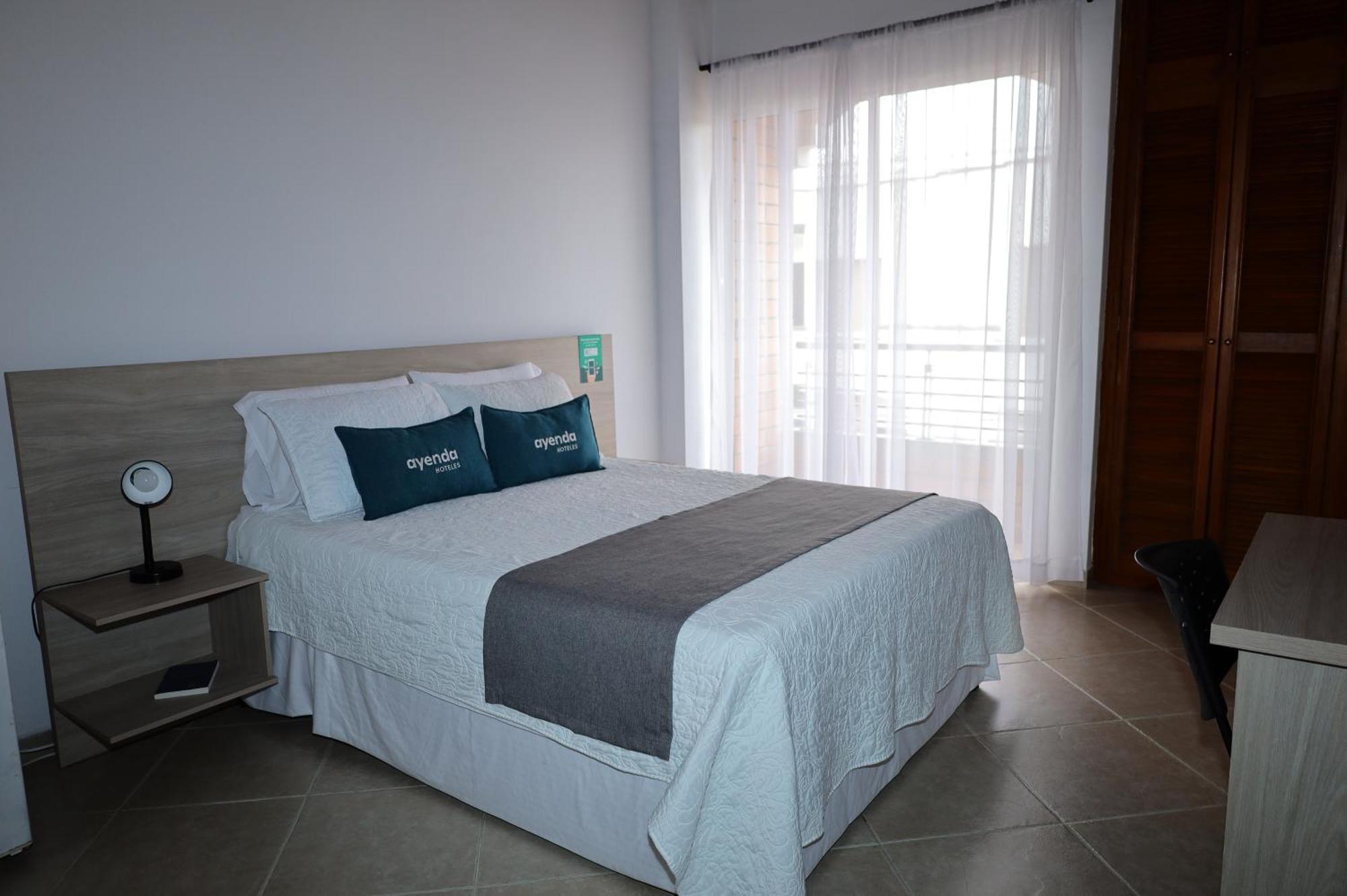 ホテル Ayenda Torre 2 Apartadó エクステリア 写真