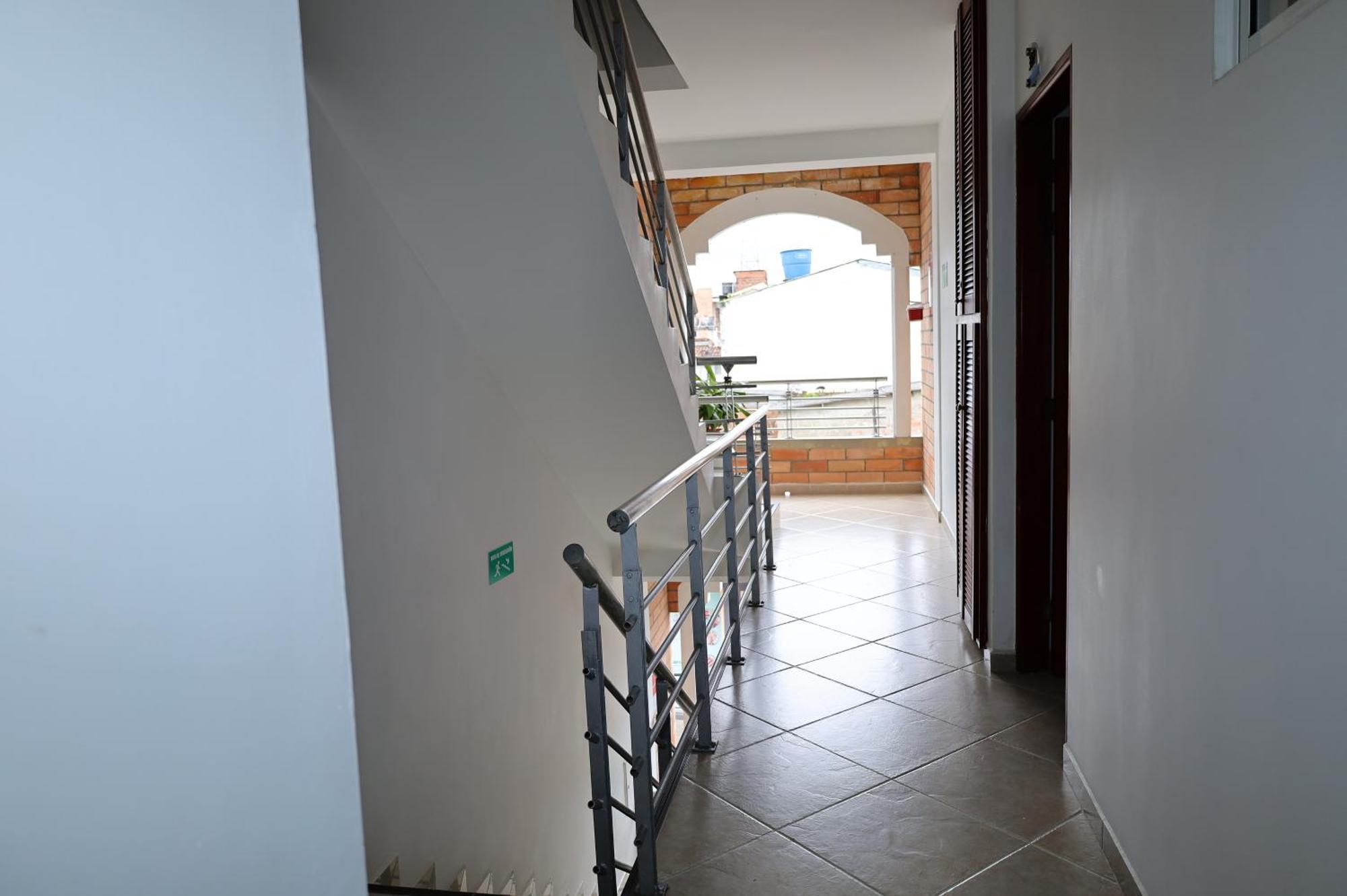 ホテル Ayenda Torre 2 Apartadó エクステリア 写真